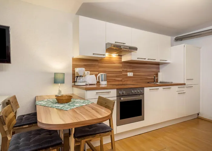 Spiegel Felsgaessele Appartement *